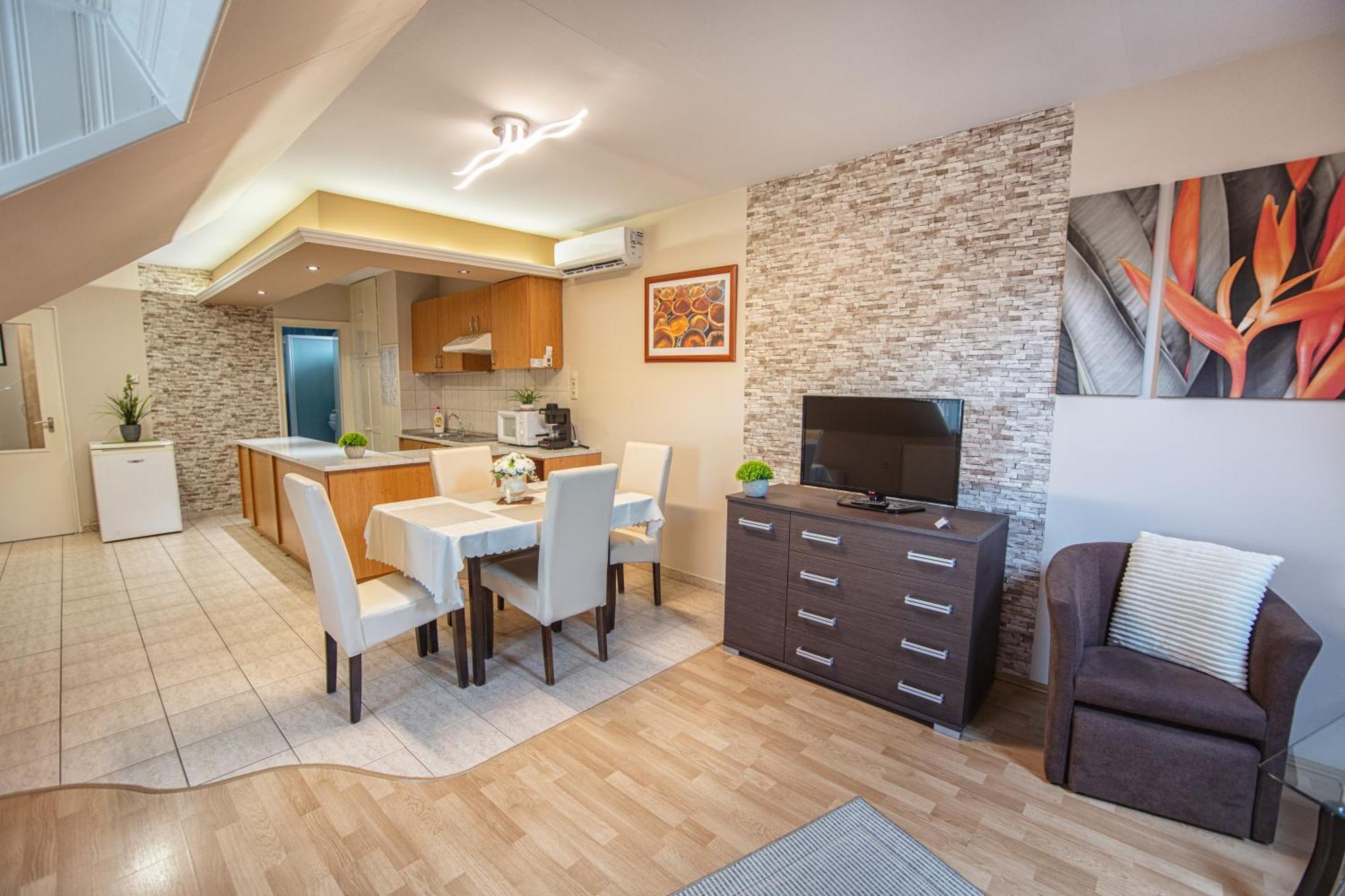 Delfin Apartman ชาร์วาร์ ภายนอก รูปภาพ